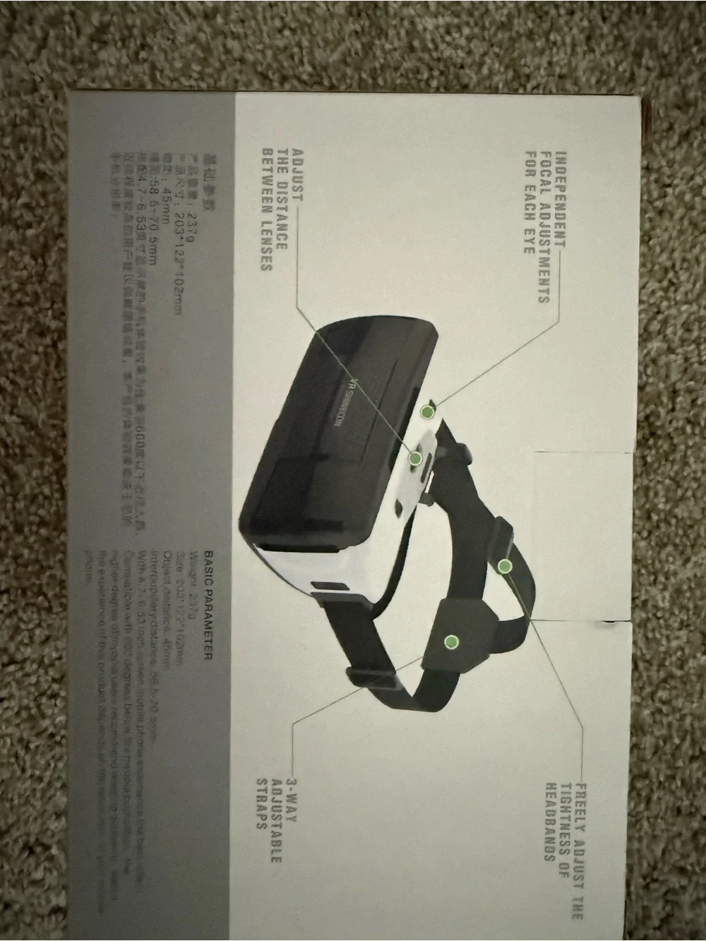 White & Black Smartphone VR Headset – Comfortable Immersive Viewing